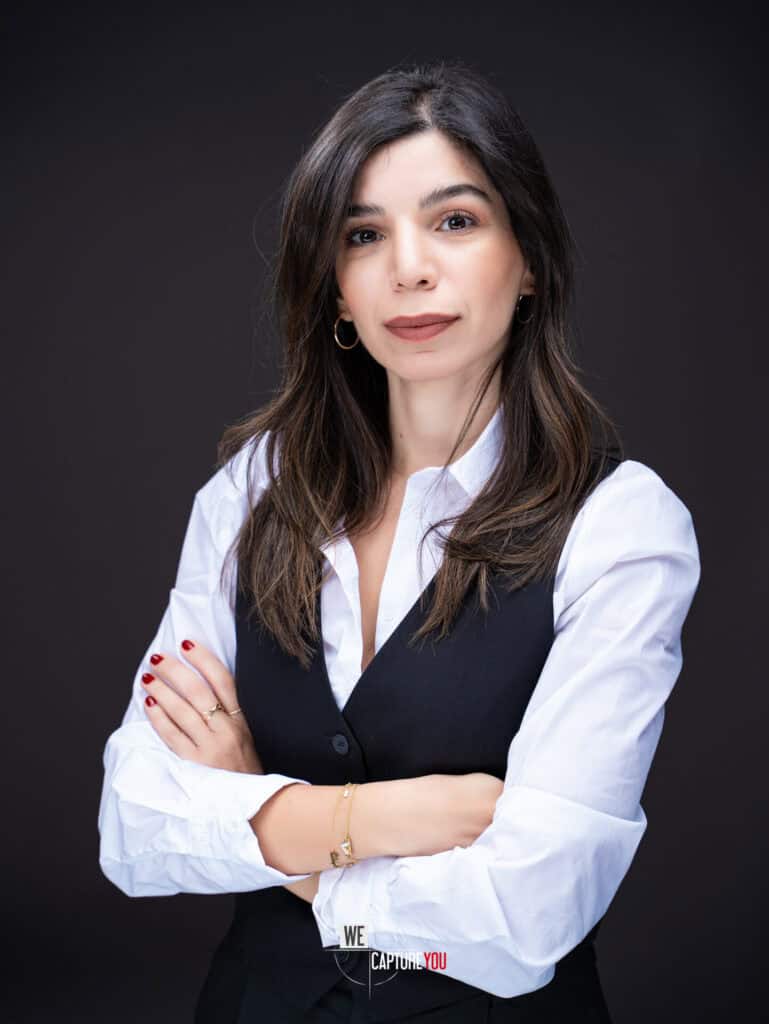 professional headshot business portrait photography dubai