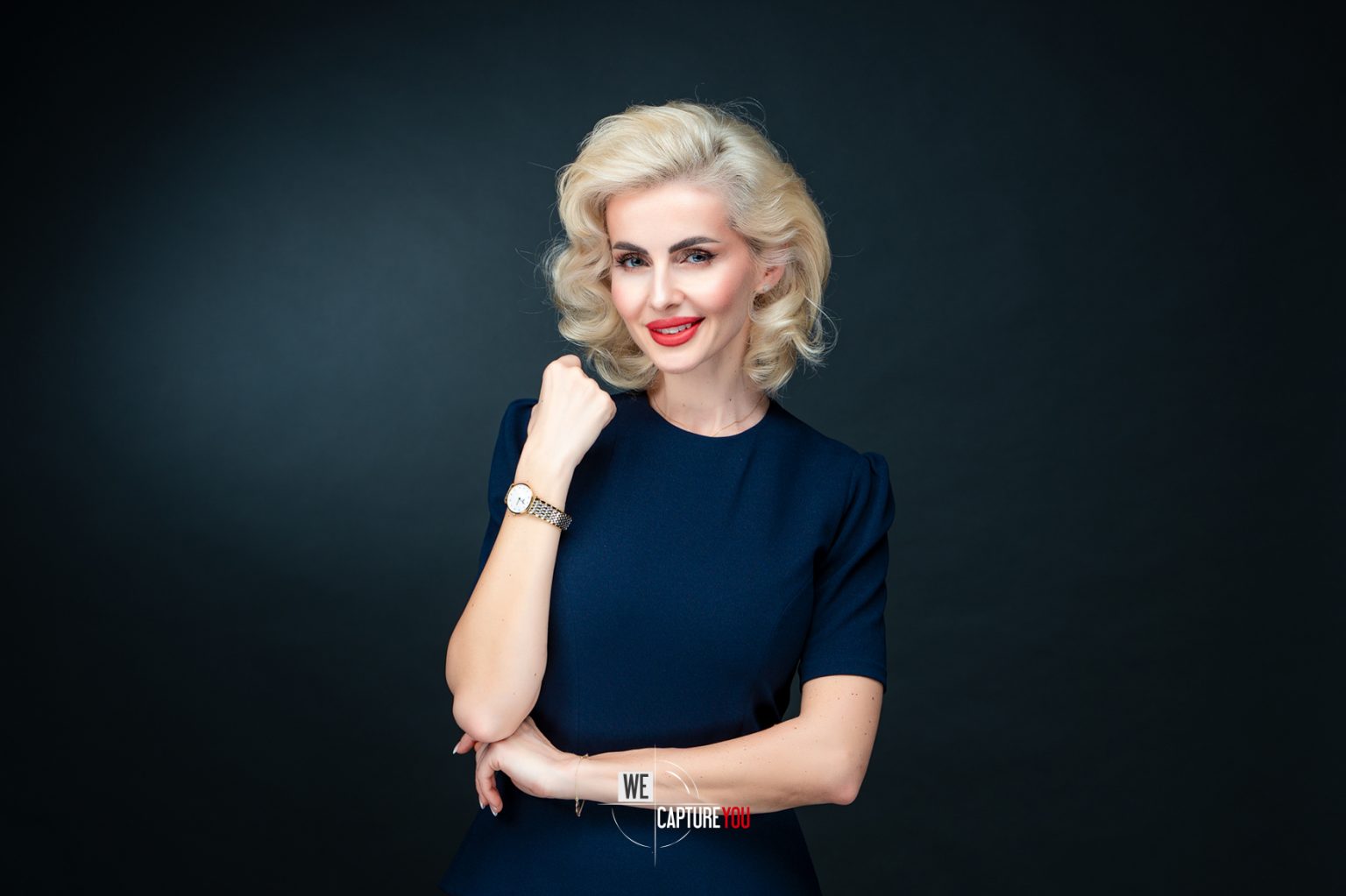 CORPORATE HEADSHOT PORTRAIT DUBAI