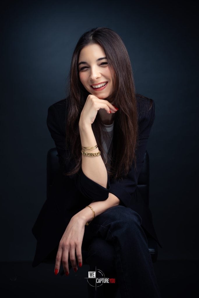 CORPORATE HEADSHOT PORTRAIT DUBAI
